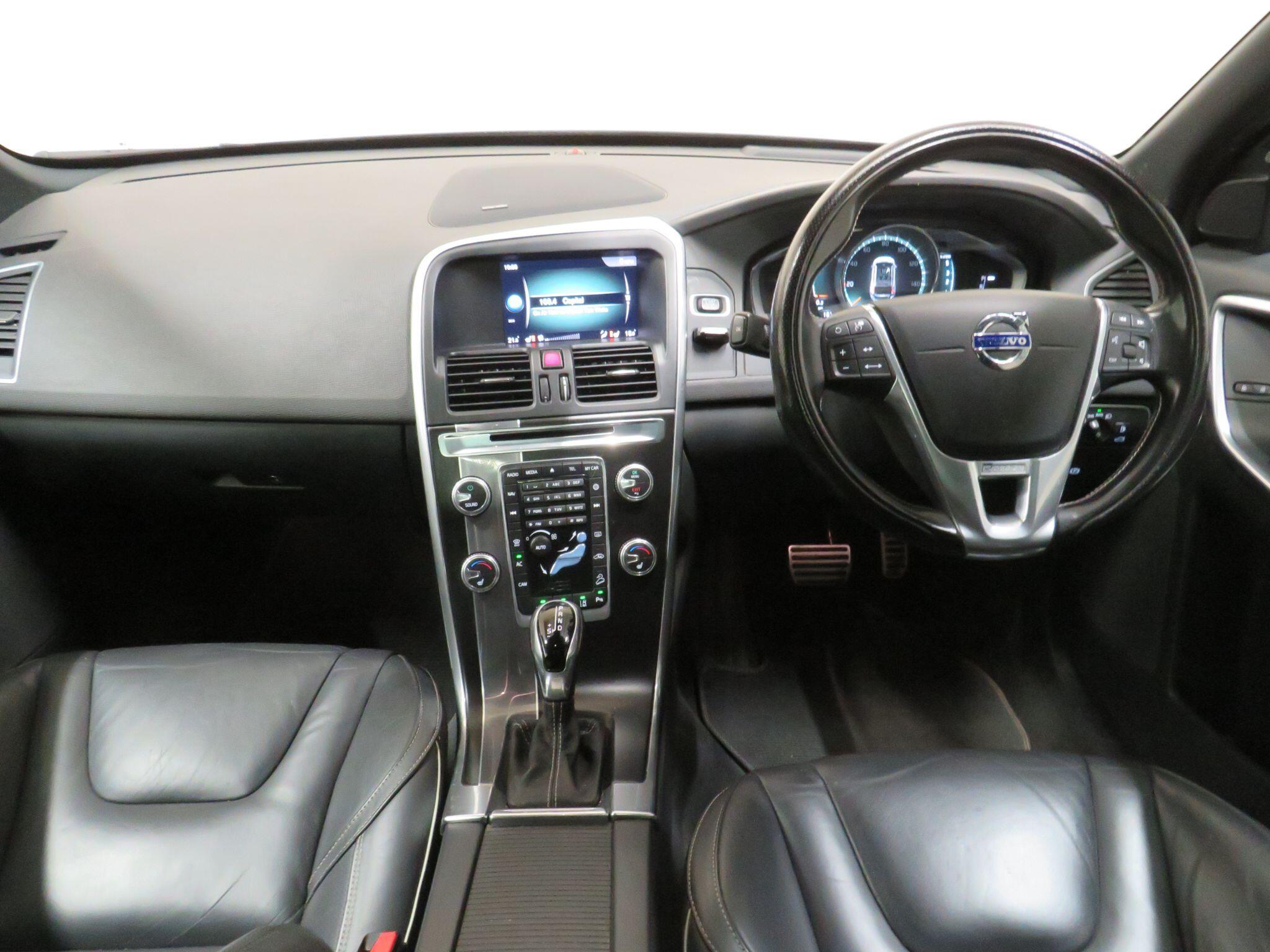 Volvo XC60 - Image 13