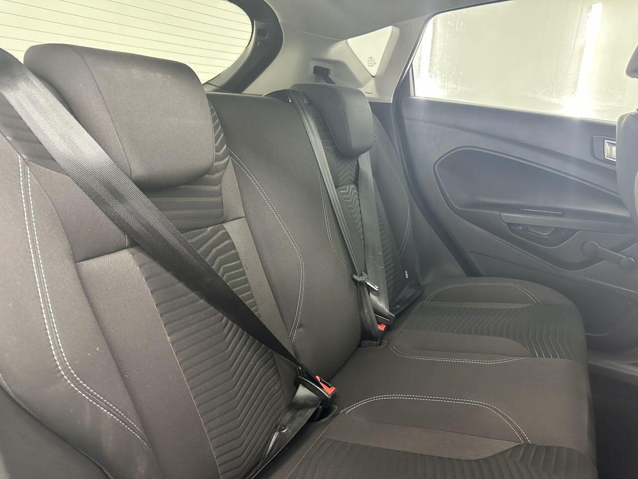 Ford Fiesta - Image 15