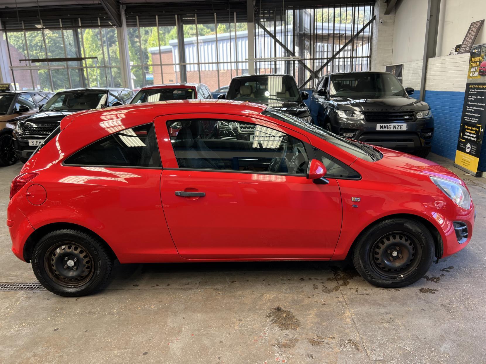 Vauxhall Corsa - Image 9