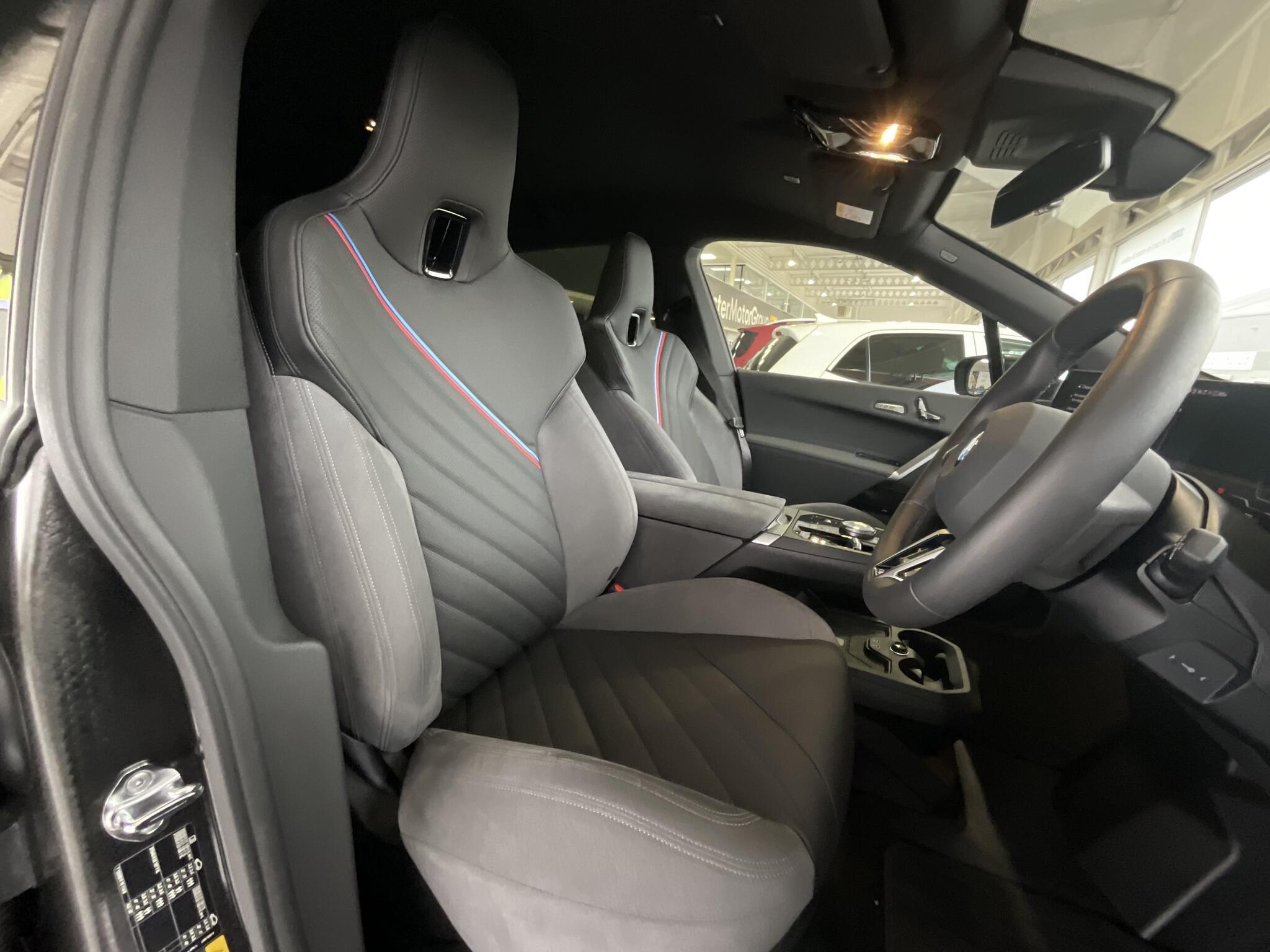 BMW IX - Image 8