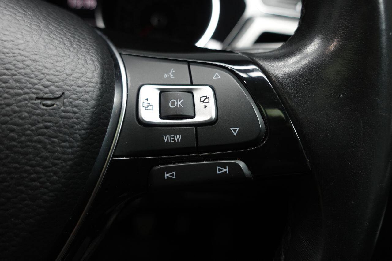 Volkswagen Touran - Image 33
