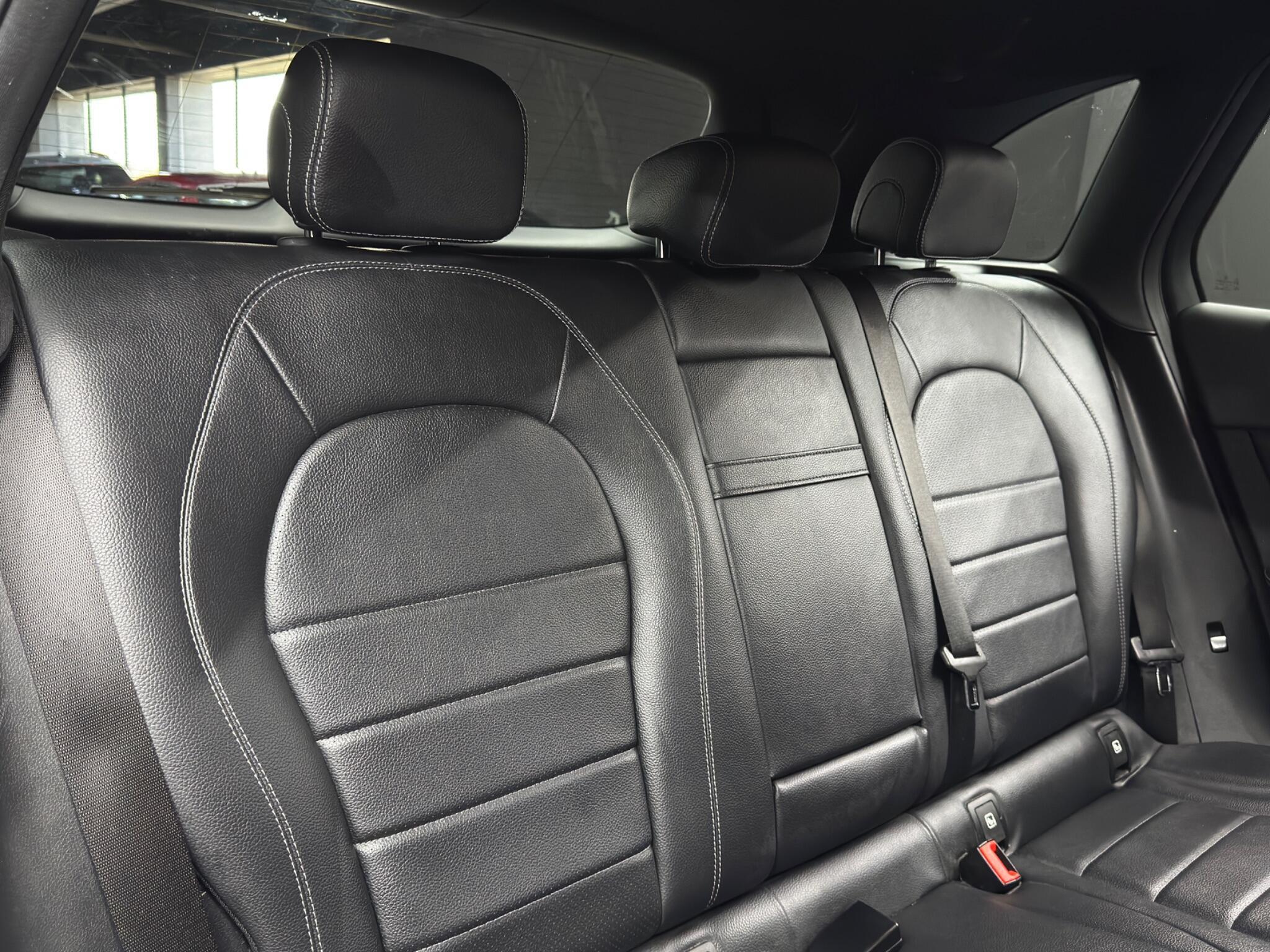 Mercedes GLC - Image 15