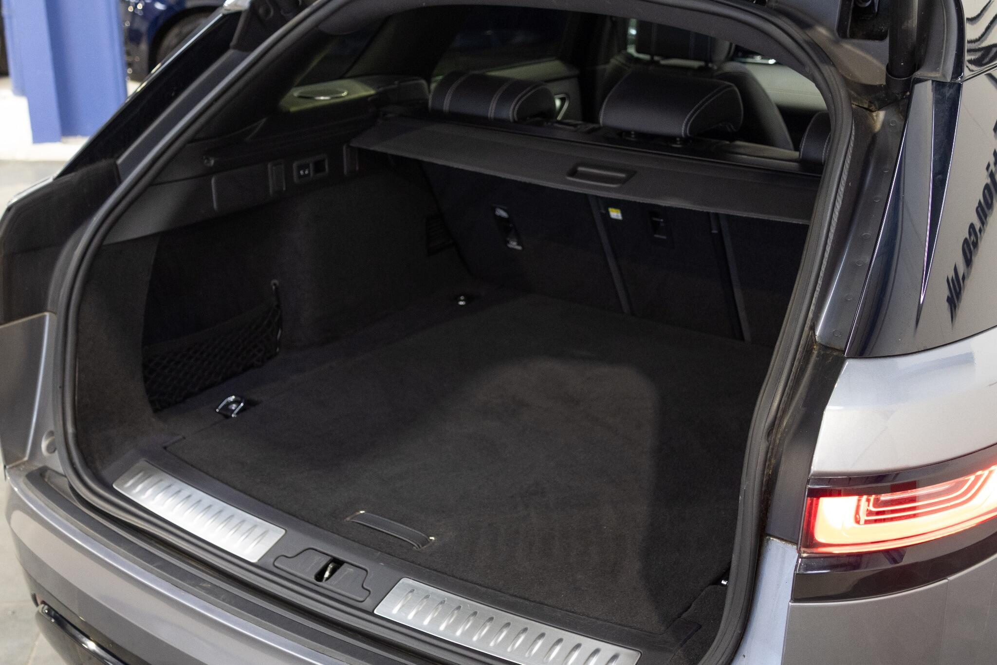 Land Rover Range Rover Velar - Image 10