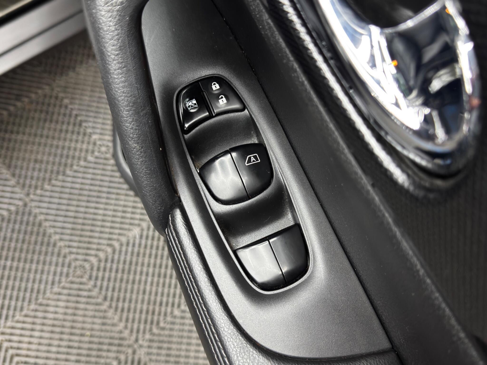 Nissan X-Trail - Image 39