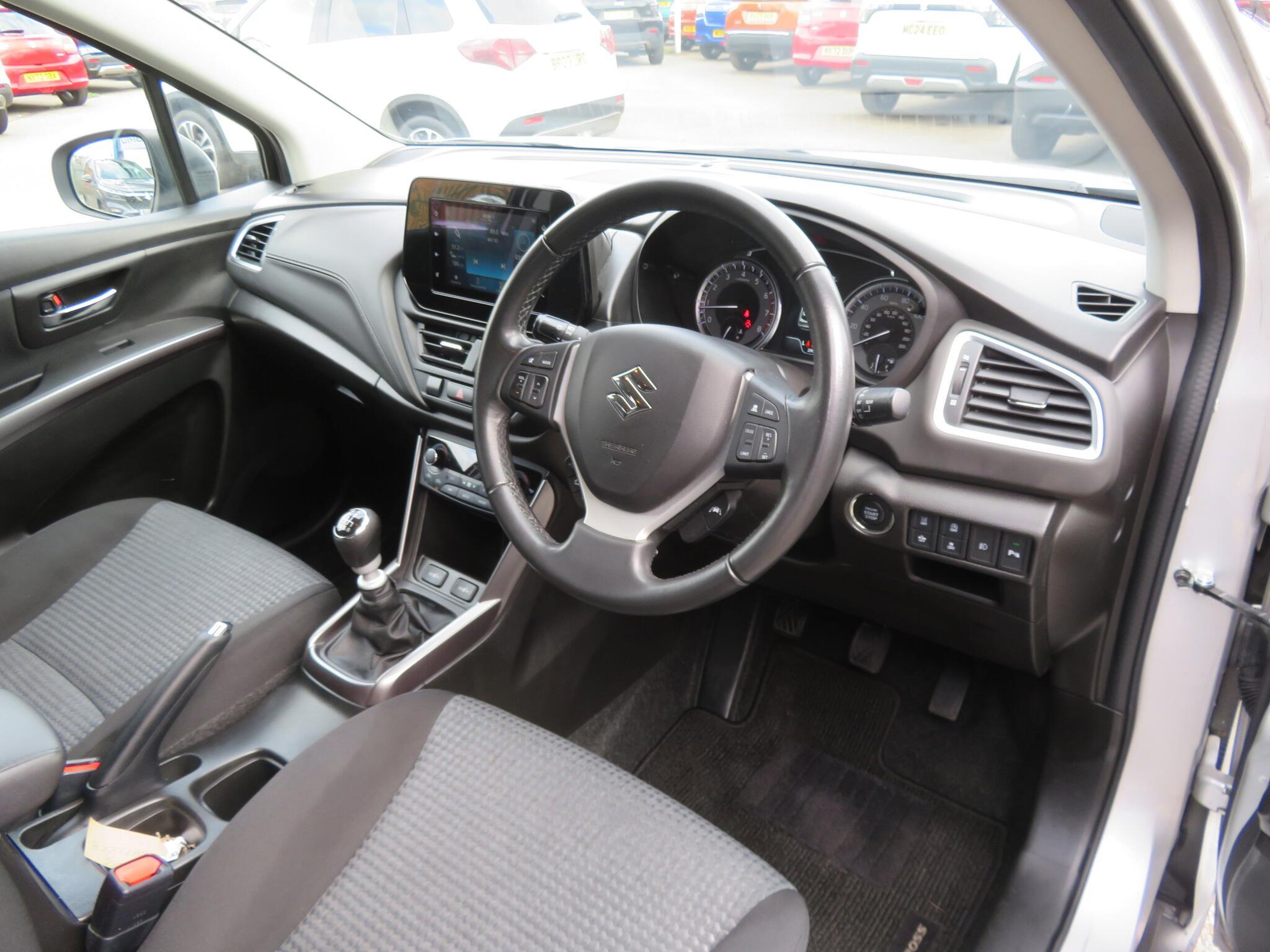 Suzuki S-Cross - Image 14