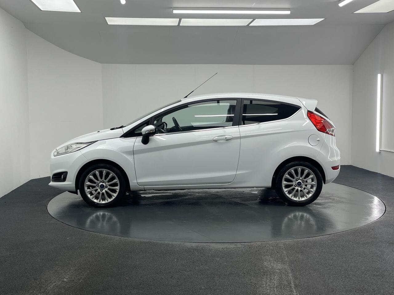 Ford Fiesta - Image 7