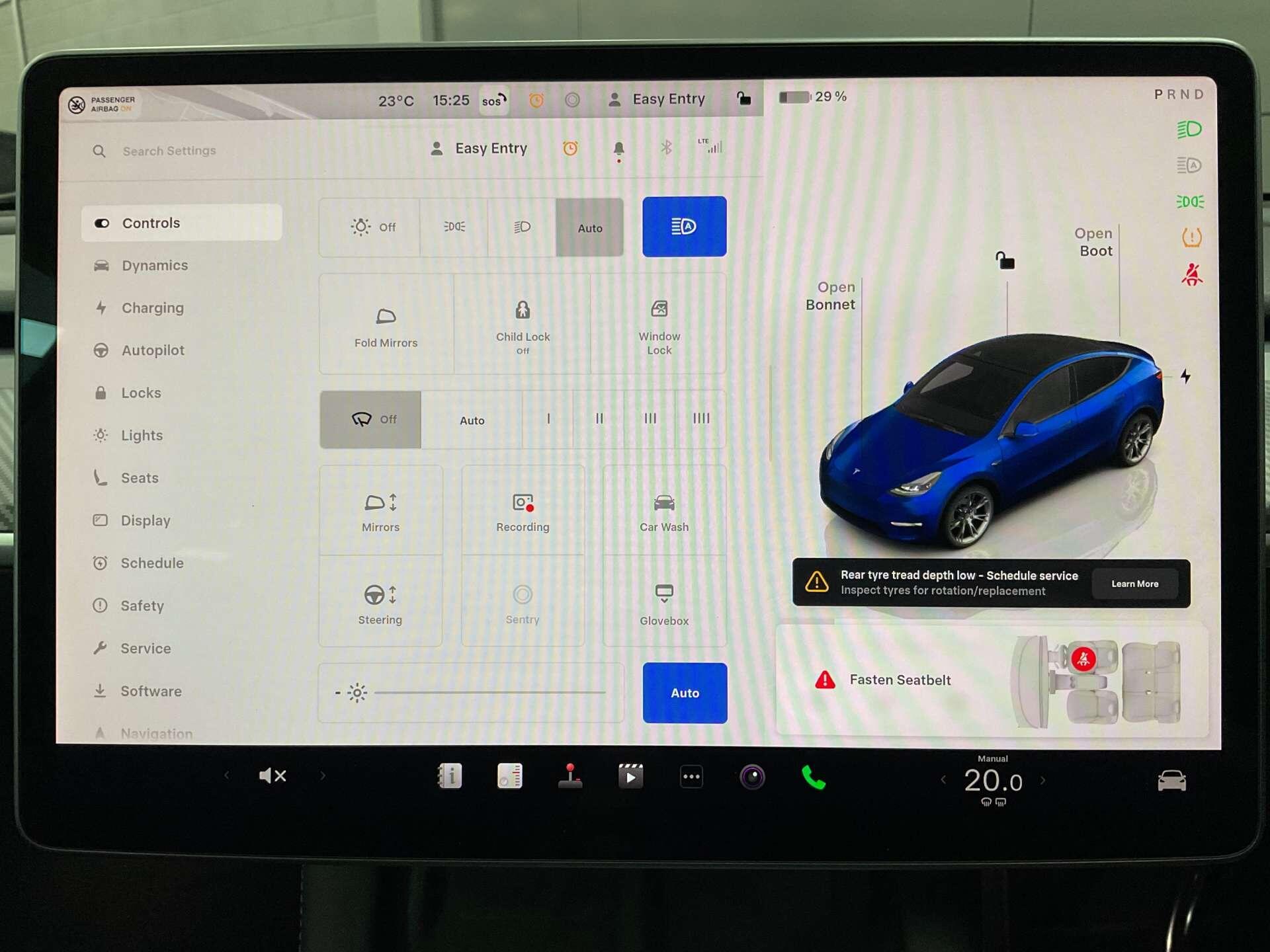Tesla Model Y - Image 15