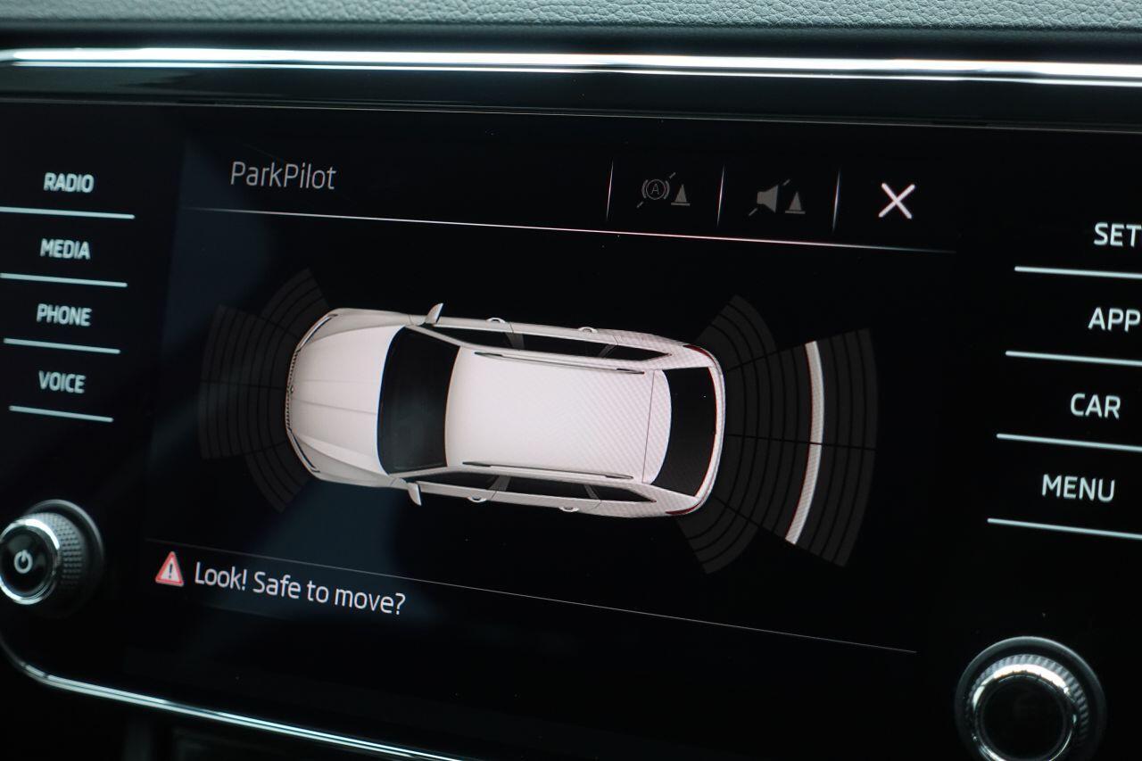 Skoda Superb - Image 42