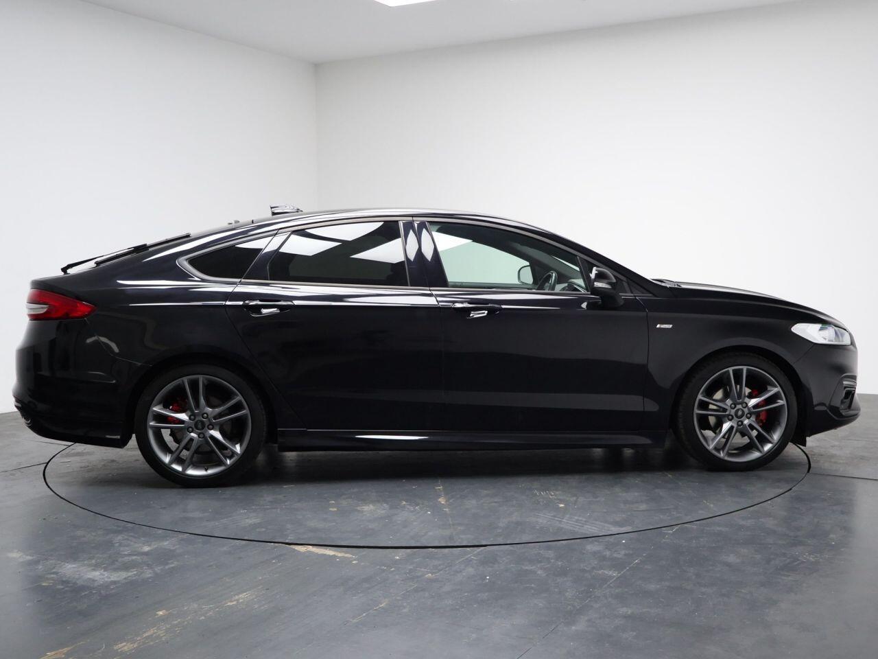 Ford Mondeo - Image 14