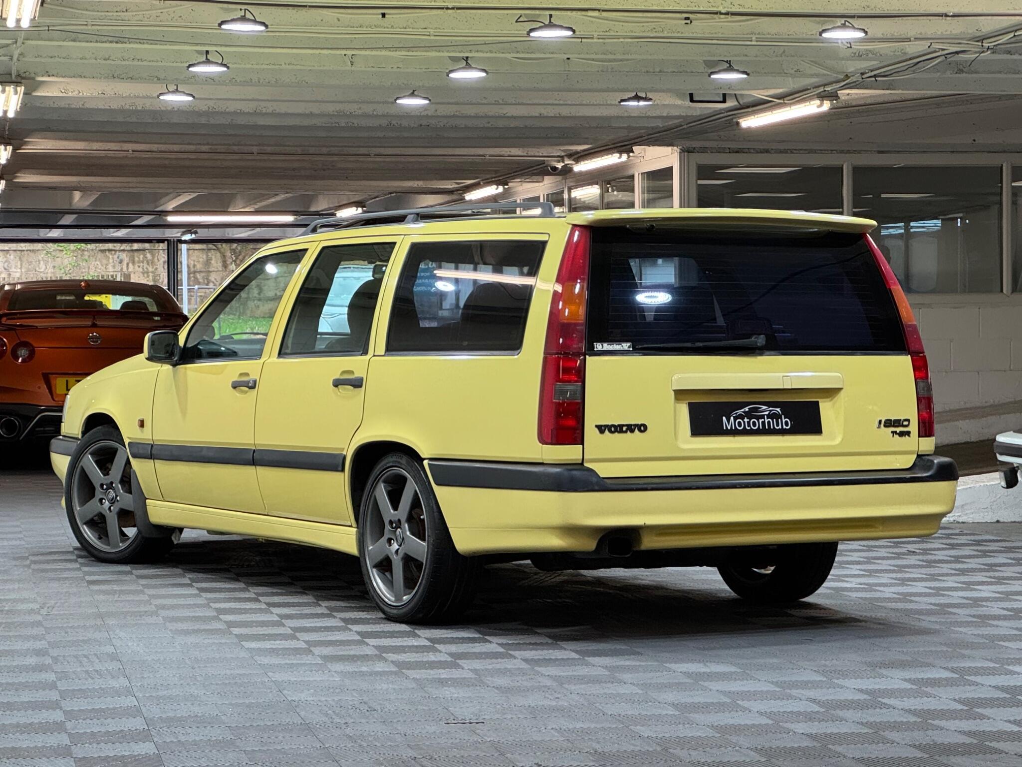 Volvo 850 - Image 15