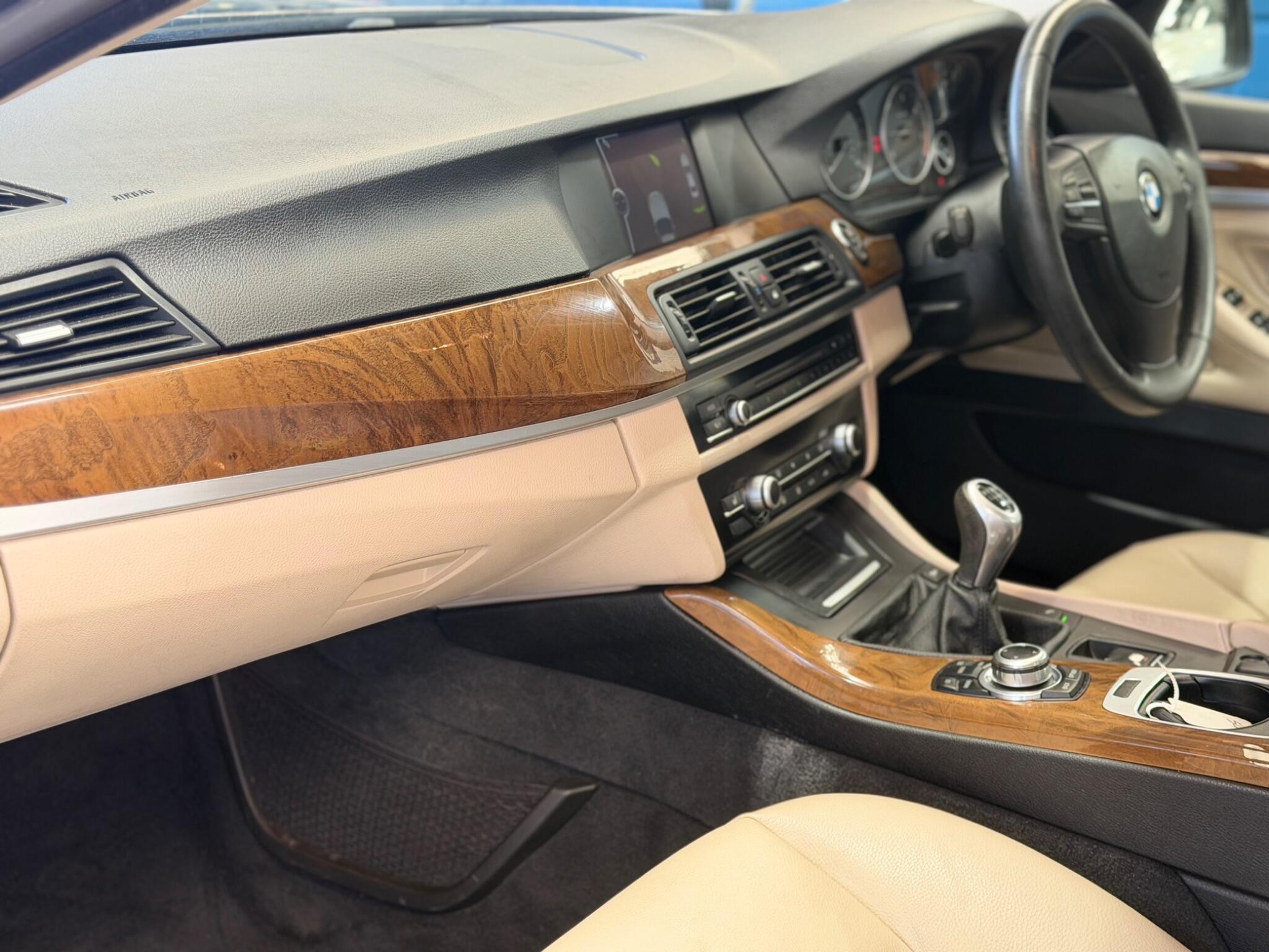 BMW 5 Series - Image 37