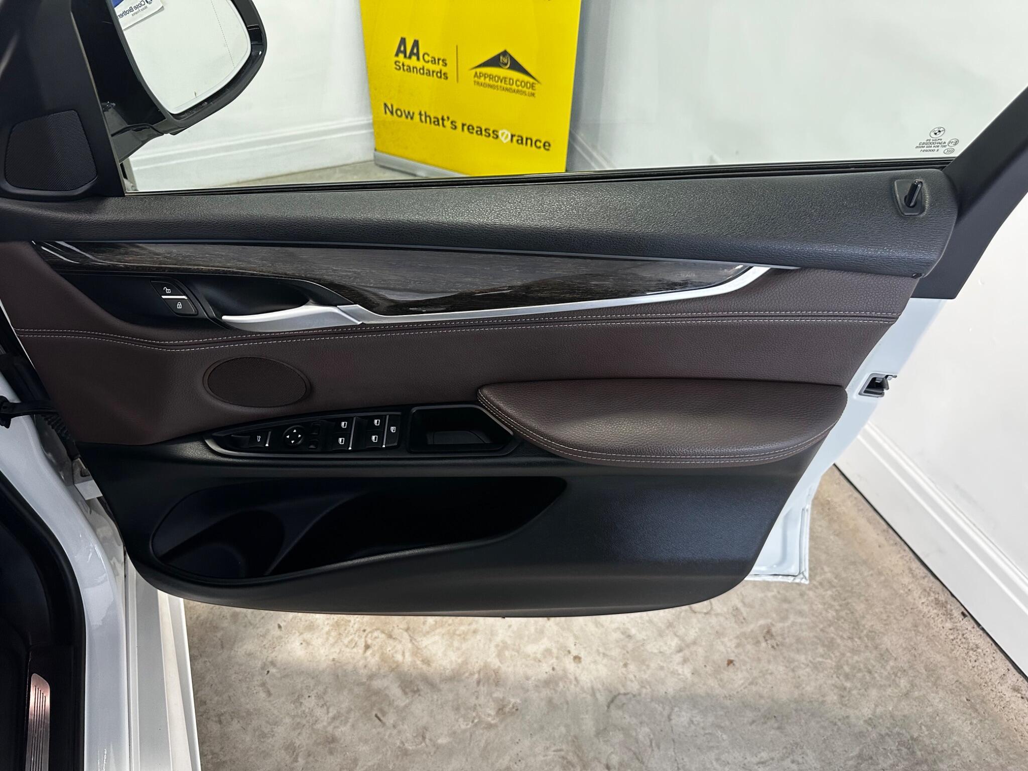 BMW X5 - Image 13