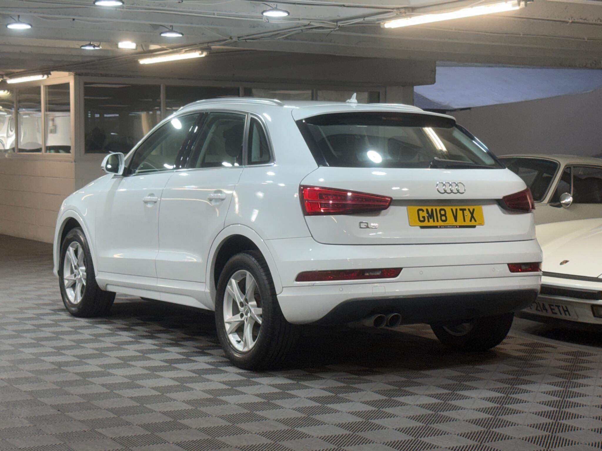 Audi Q3 - Image 3