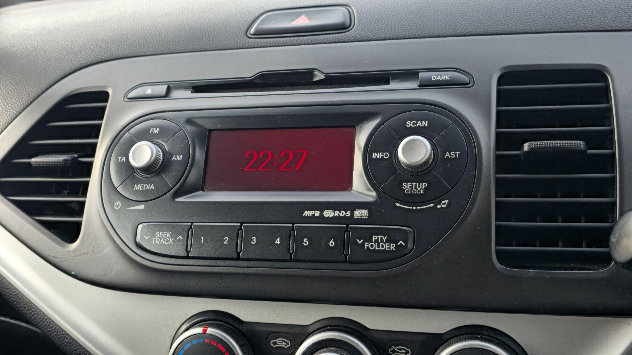 Kia Picanto - Image 17
