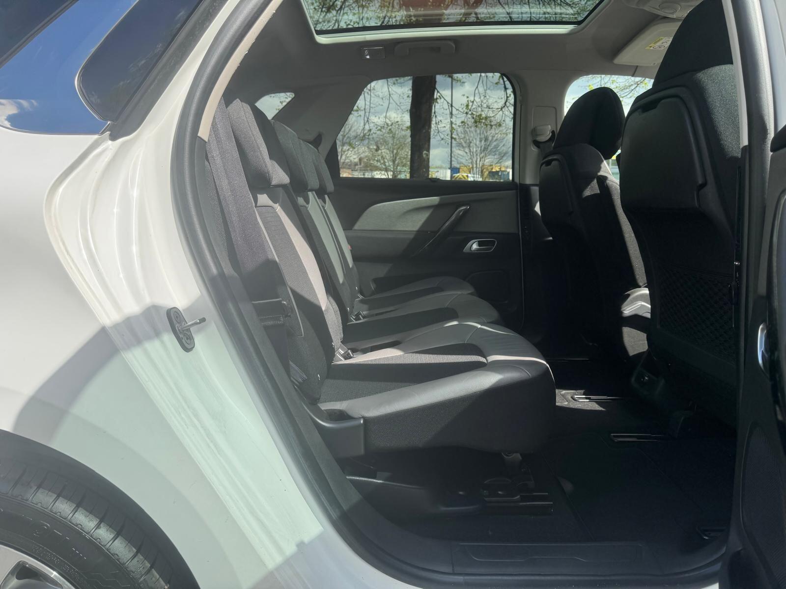 Citroen C4 Picasso - Image 23