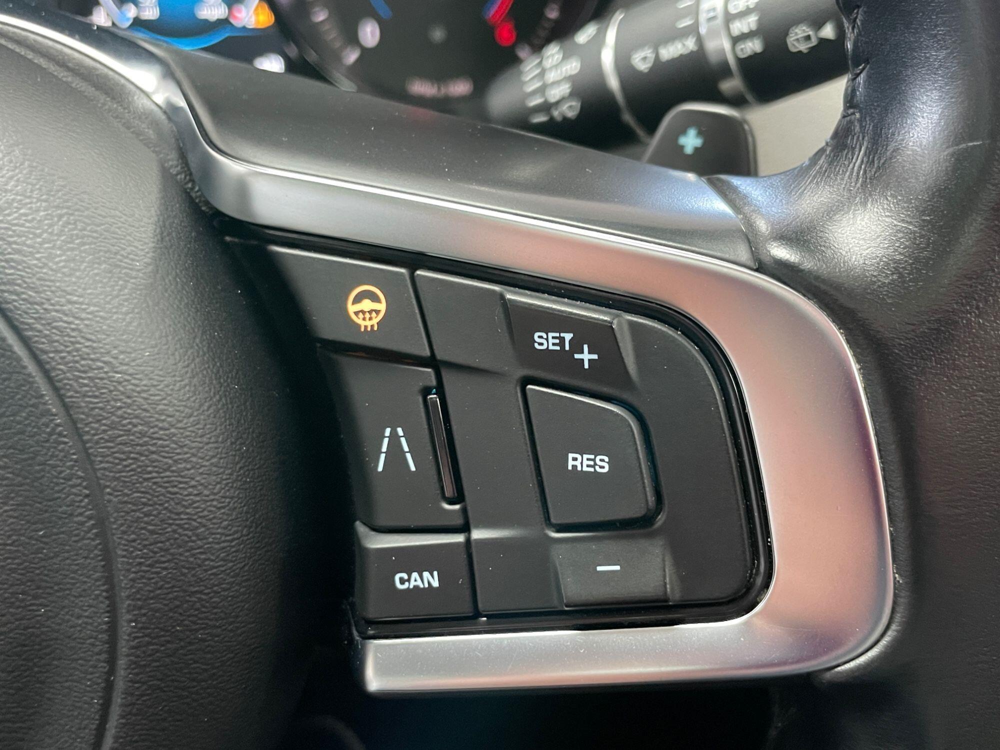 Jaguar F-Pace - Image 39