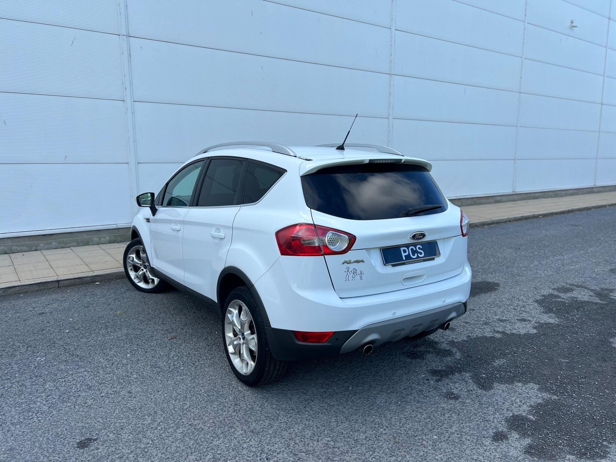 Ford Kuga - Image 12