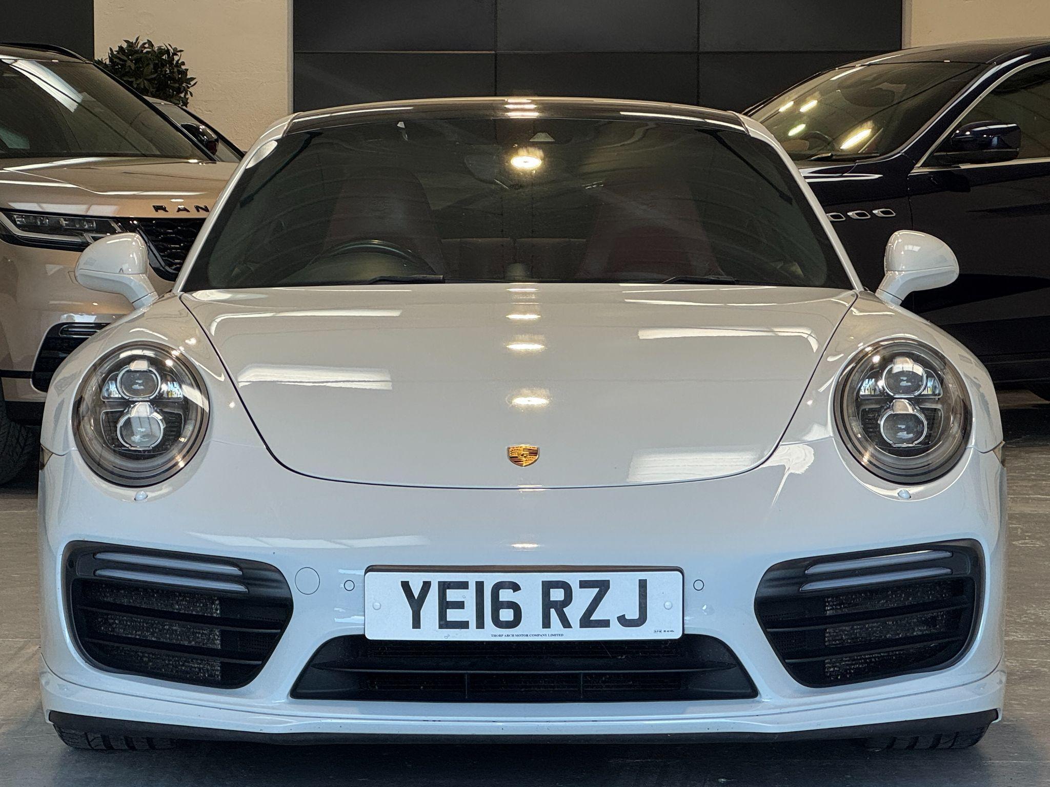 Porsche 911 - Image 5