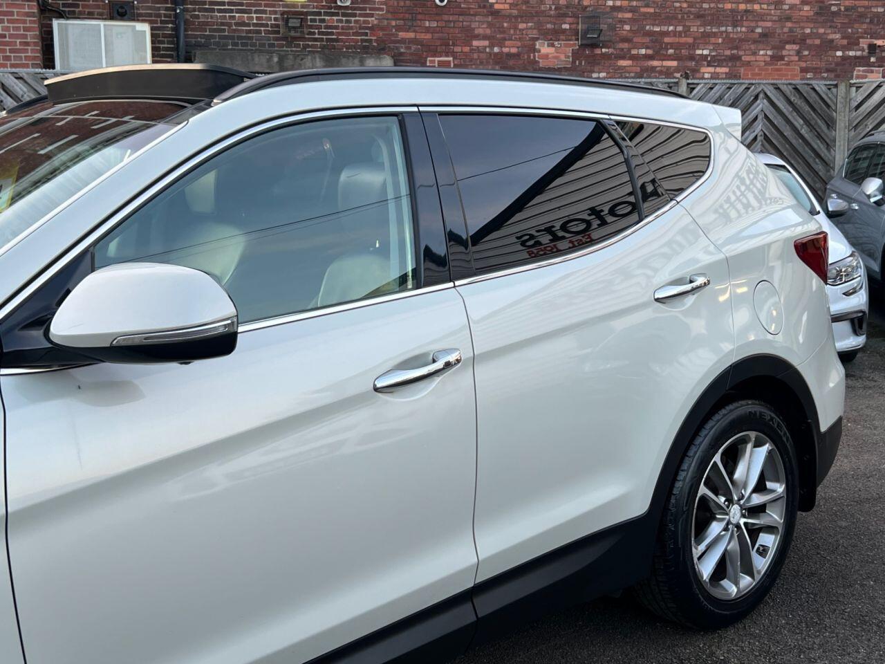 Hyundai Santa Fe - Image 15