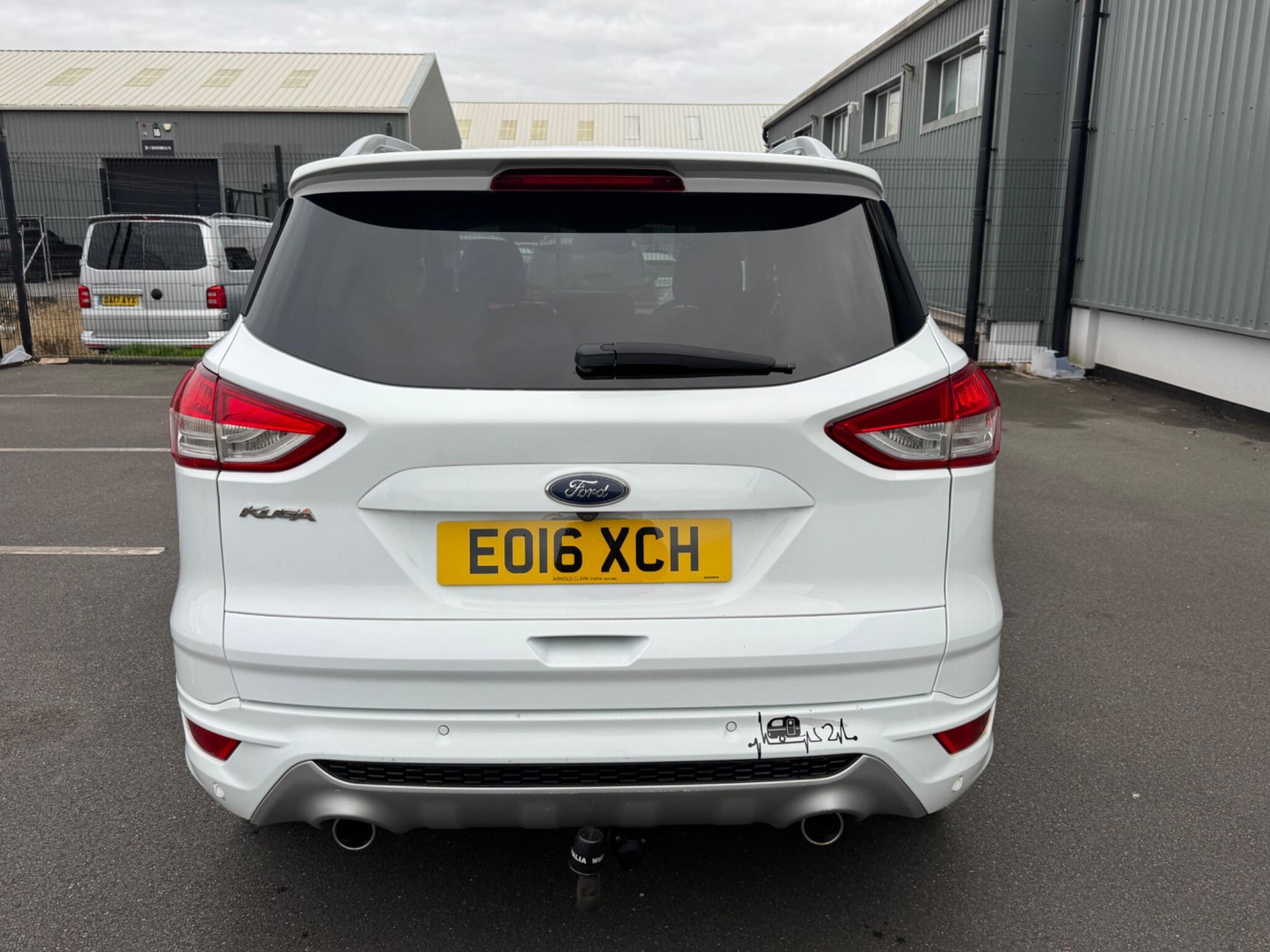 Ford Kuga - Image 7