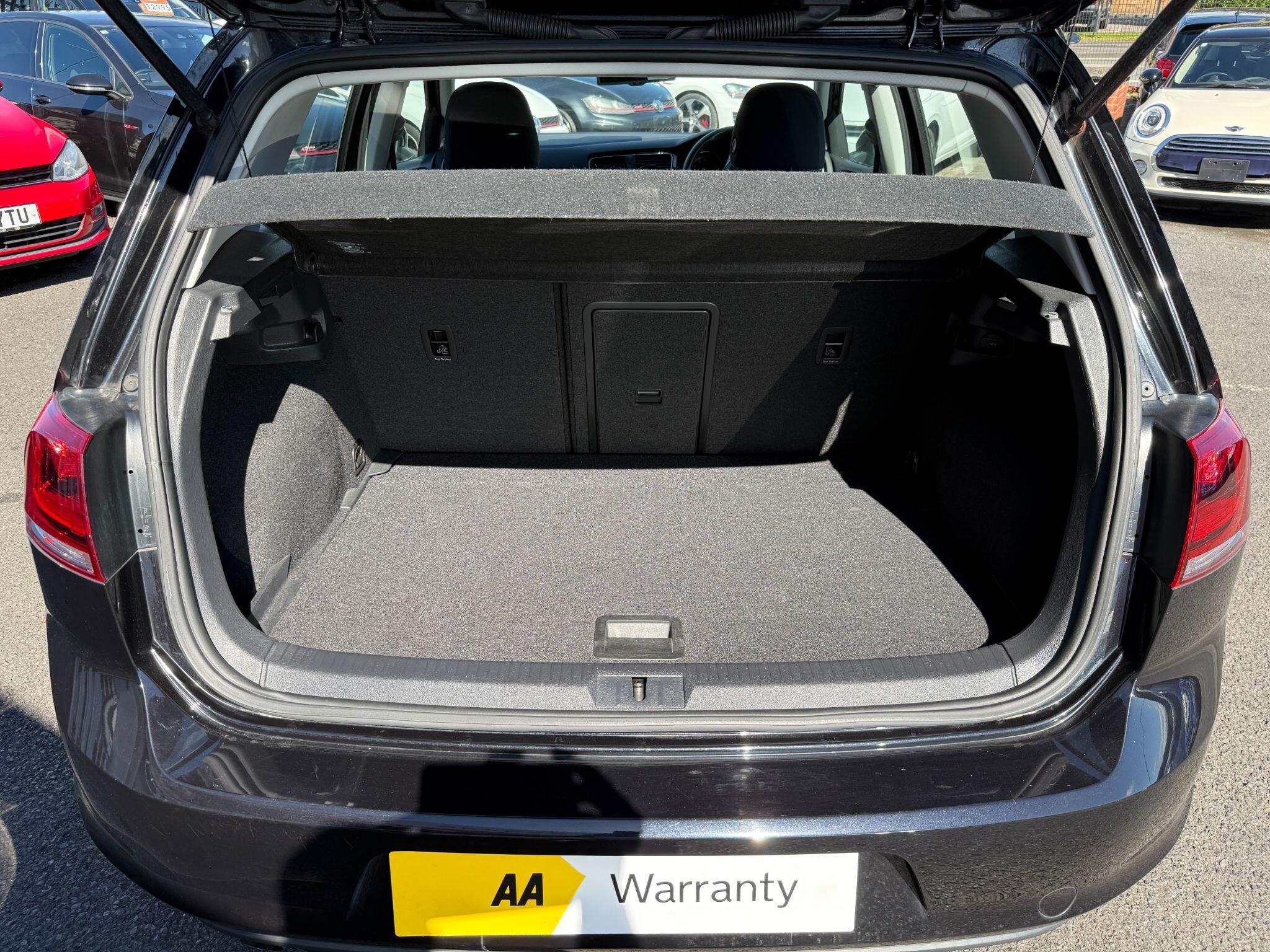 Volkswagen Golf - Image 75