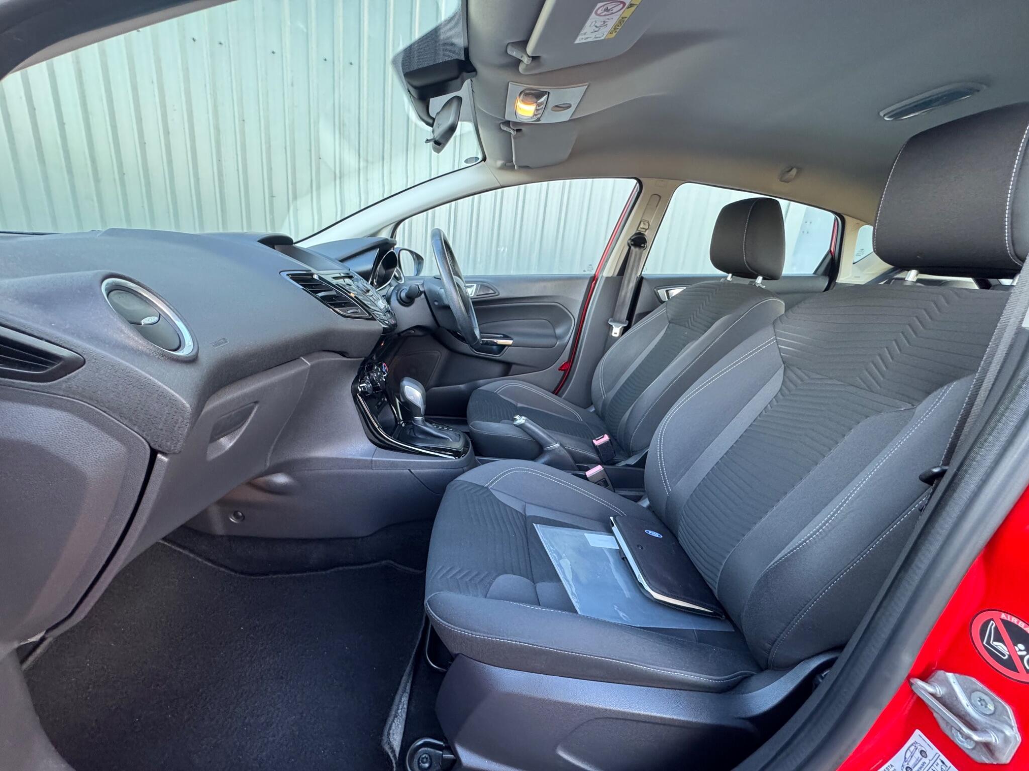 Ford Fiesta - Image 8