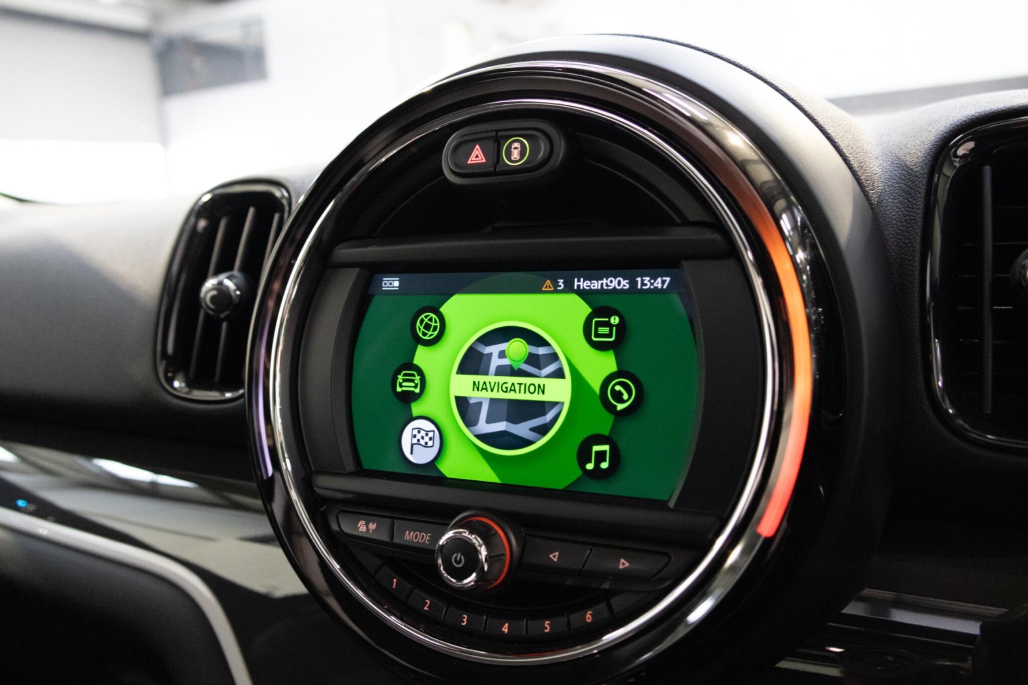 MINI Countryman - Image 17