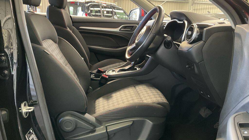MG MG ZS - Image 3