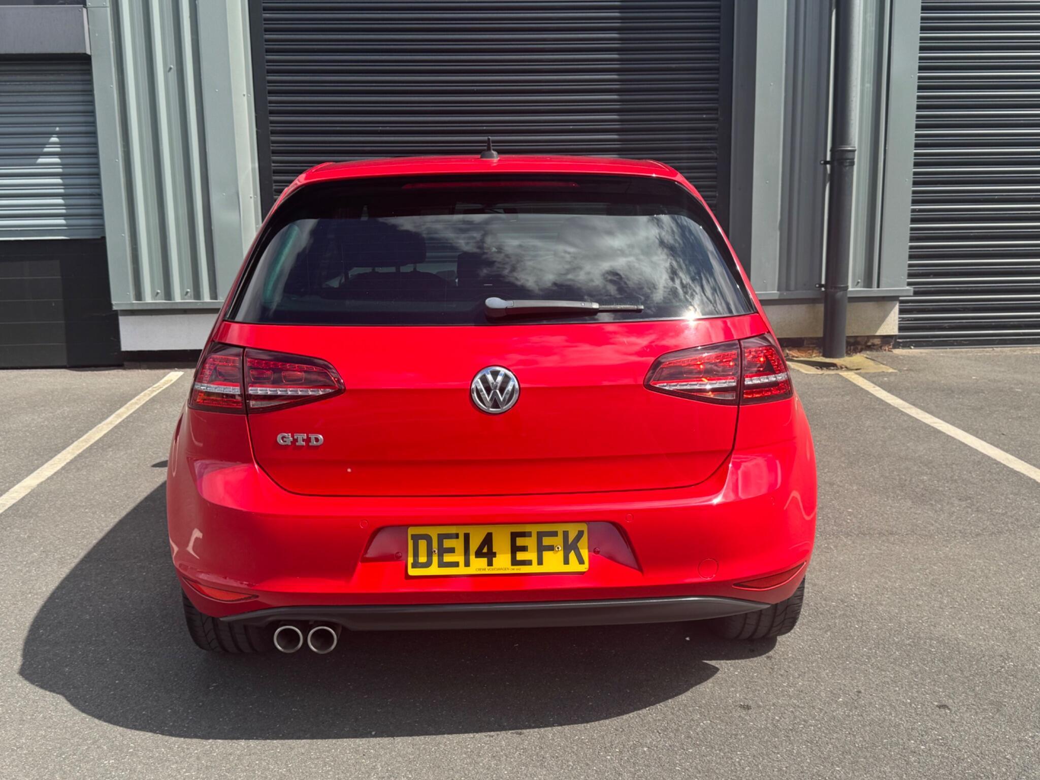 Volkswagen Golf - Image 8