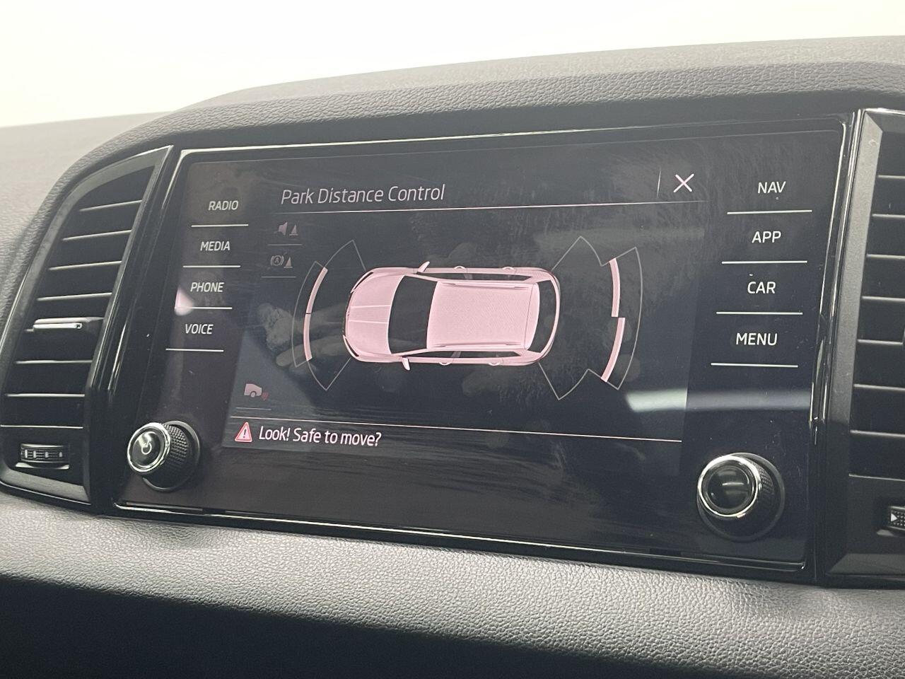 Skoda Karoq - Image 33