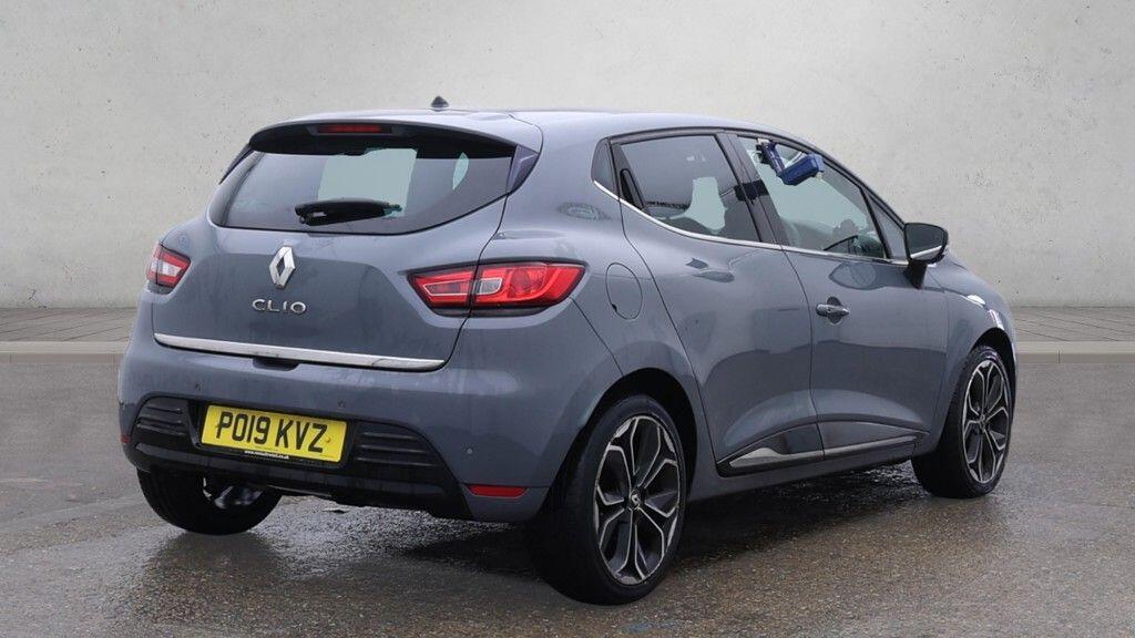 Renault Clio - Image 8