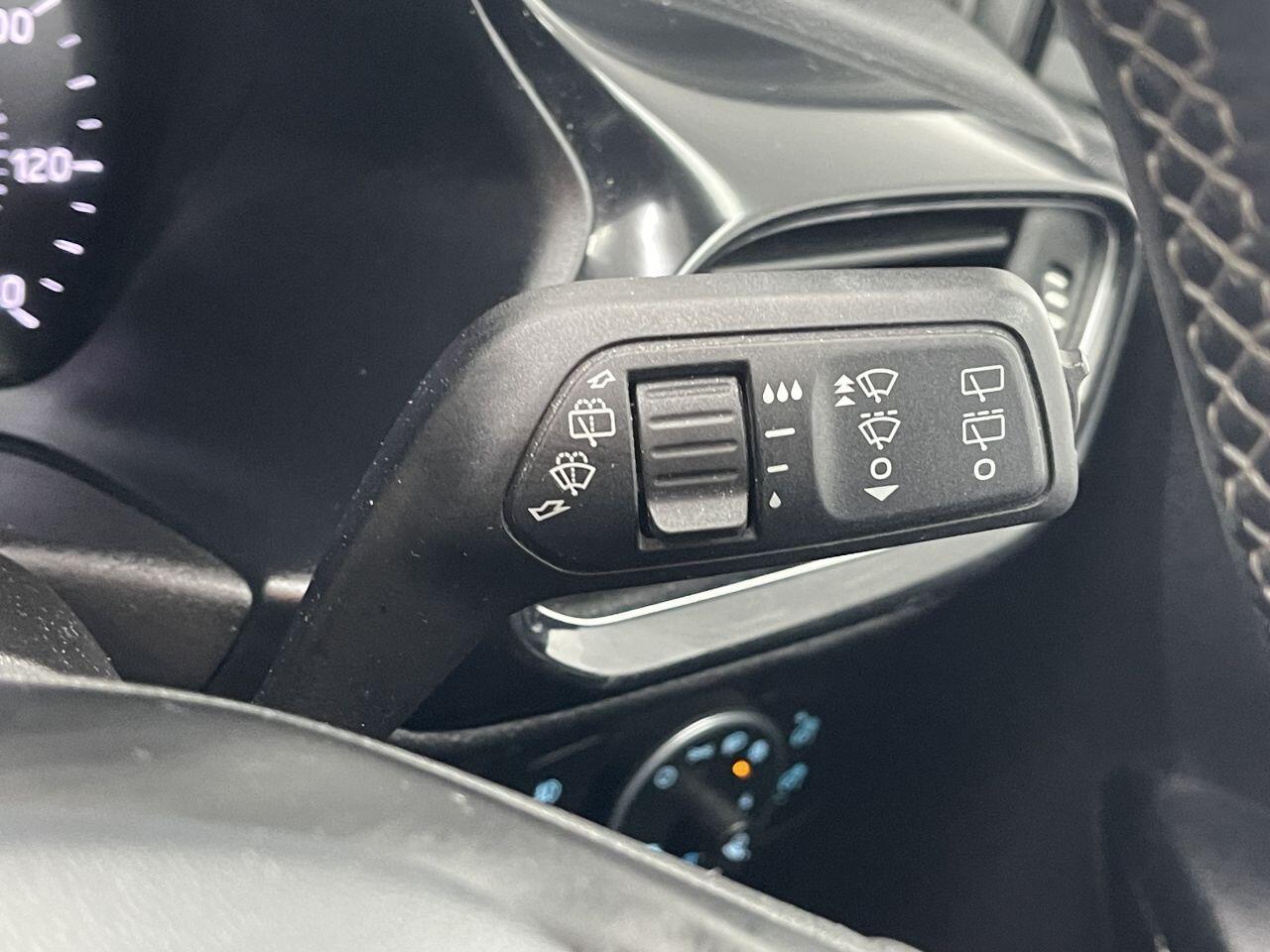 Ford Fiesta - Image 39