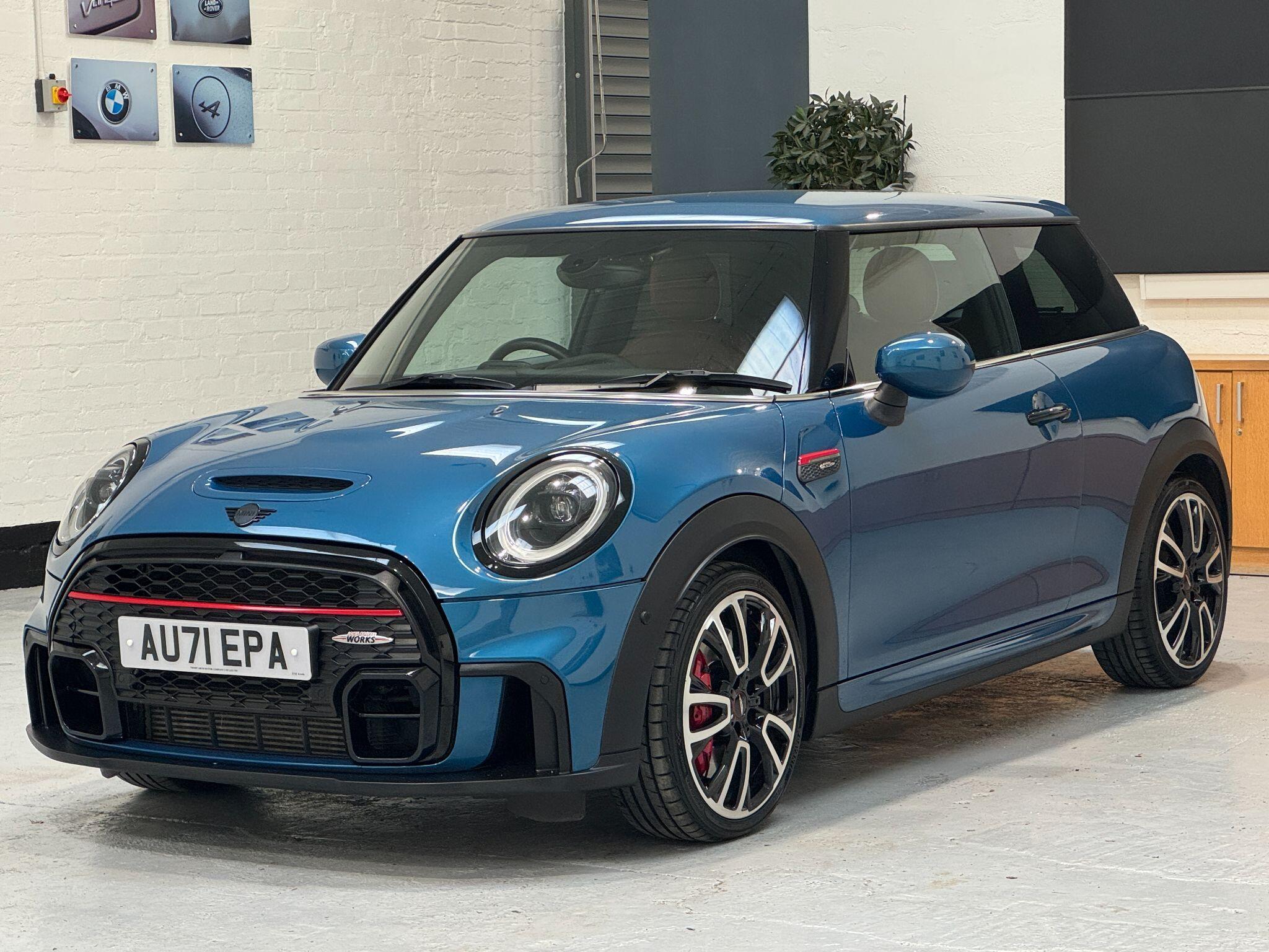 MINI Hatch - Image 3