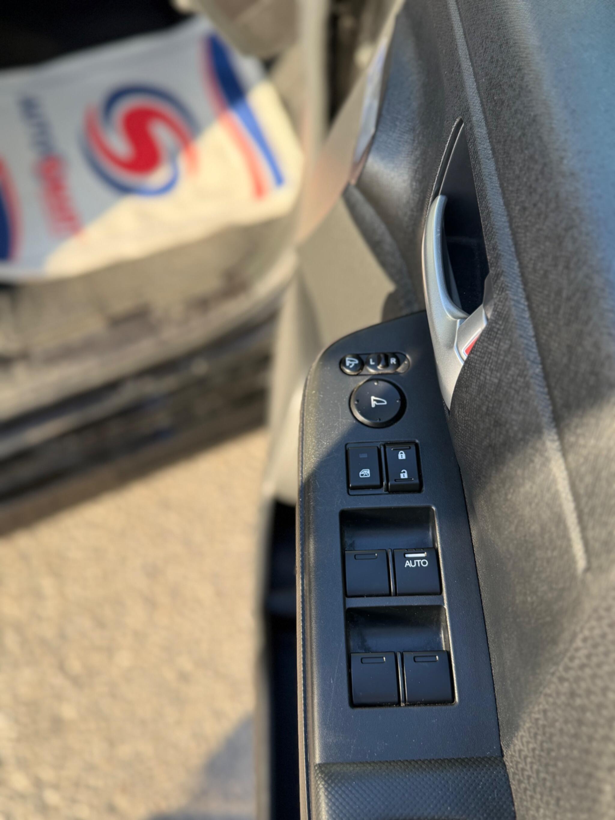 Honda Stepwagon - Image 39