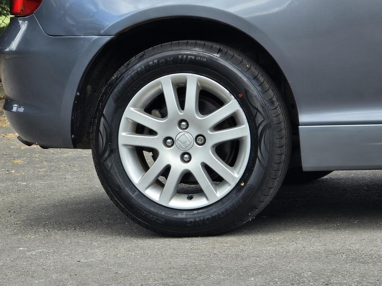 Honda Civic - Image 20