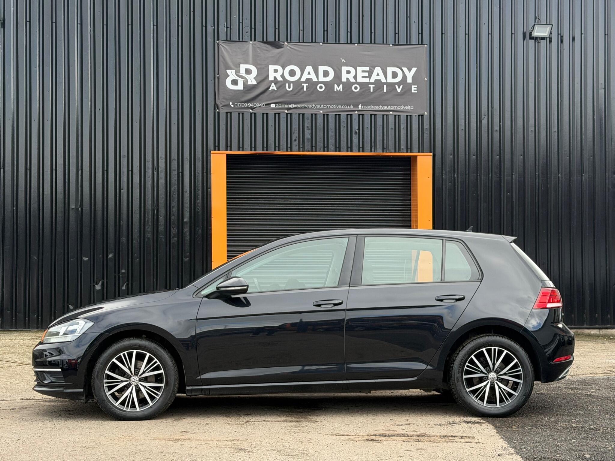 Volkswagen Golf - Image 6