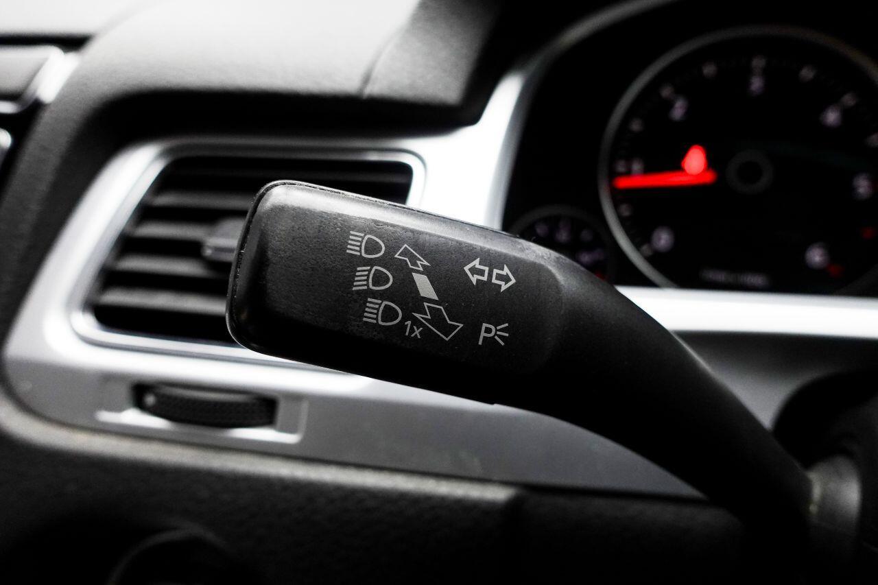 Volkswagen Touareg - Image 37