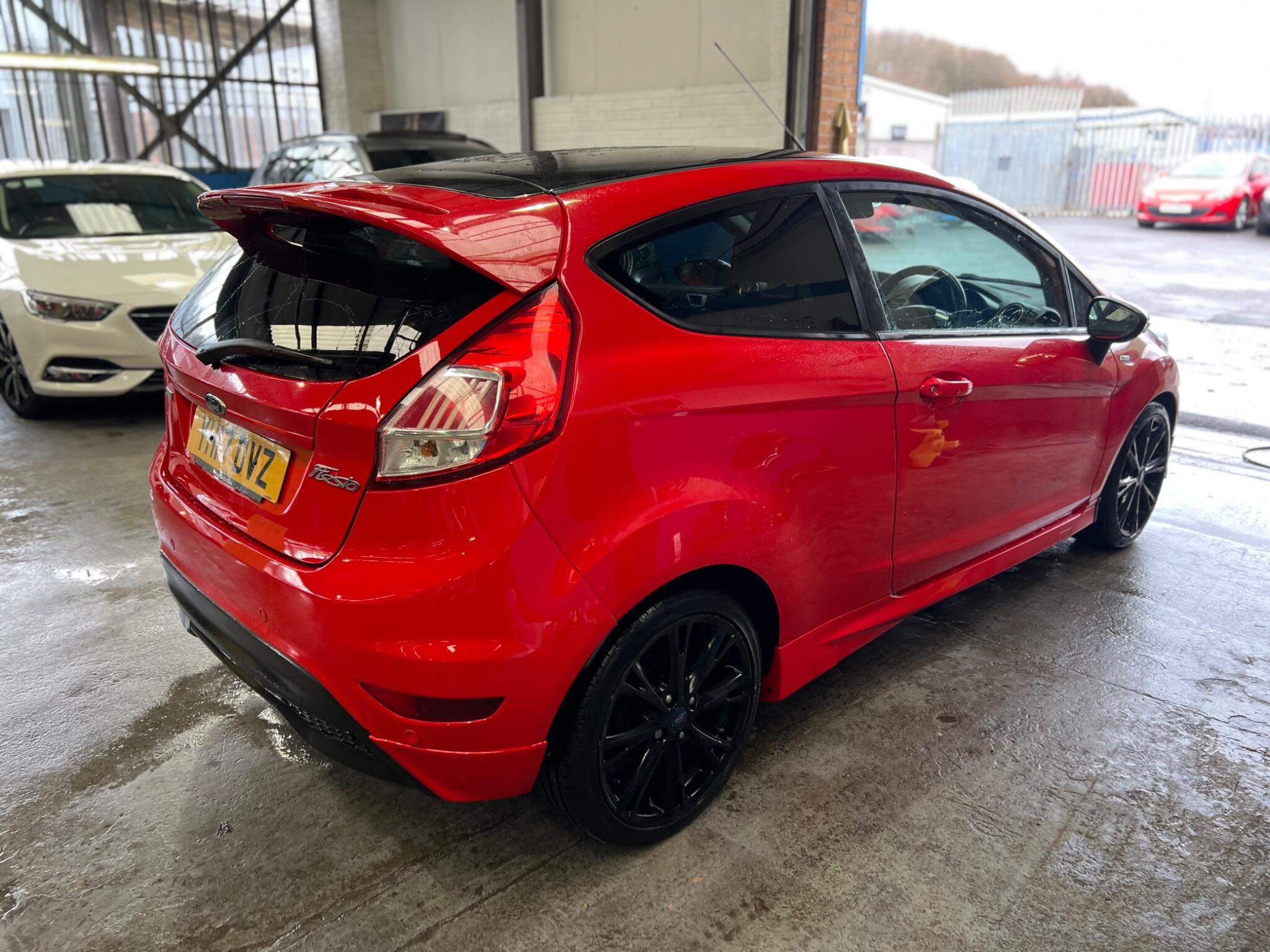 Ford Fiesta - Image 9