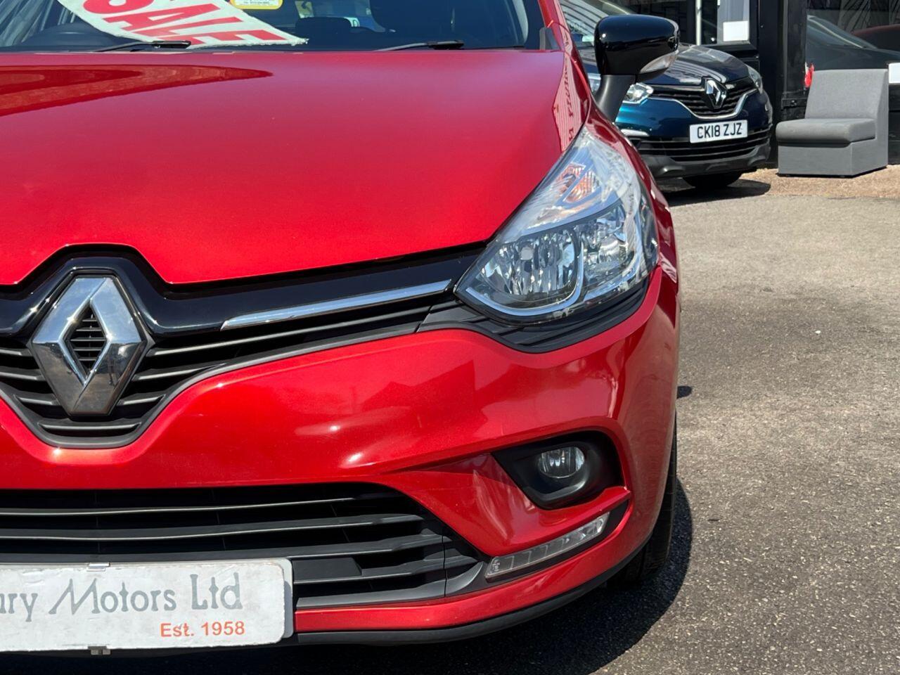 Renault Clio - Image 11