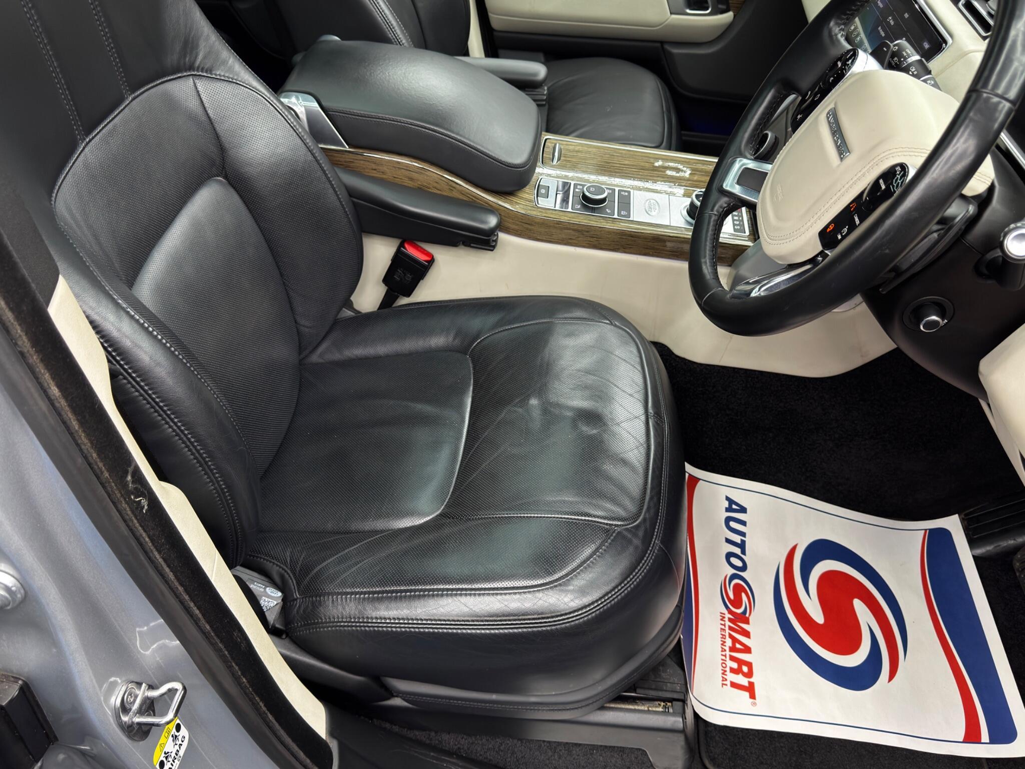 Land Rover Range Rover - Image 13