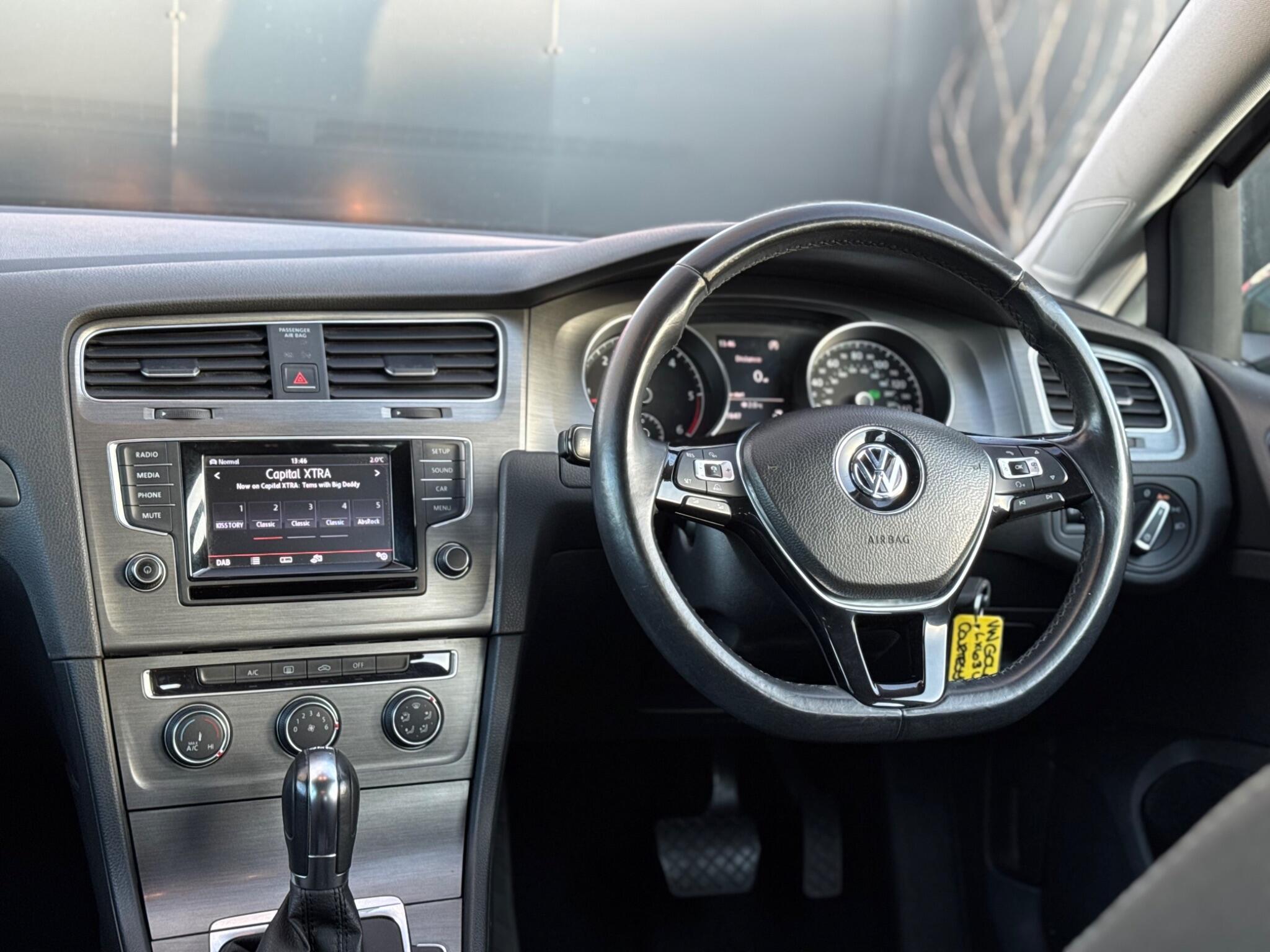 Volkswagen Golf - Image 15