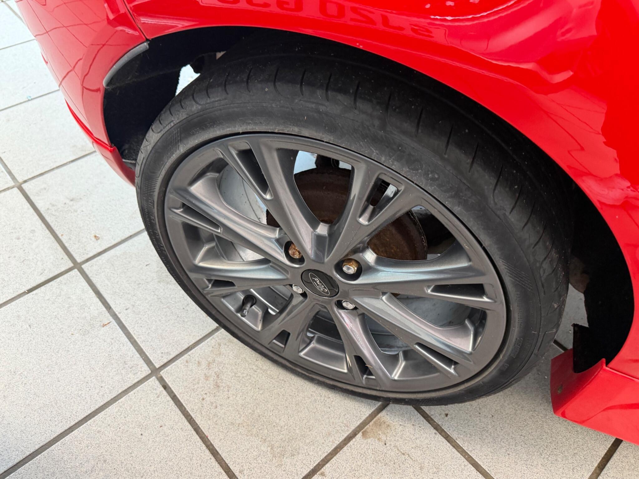 Ford Fiesta - Image 25