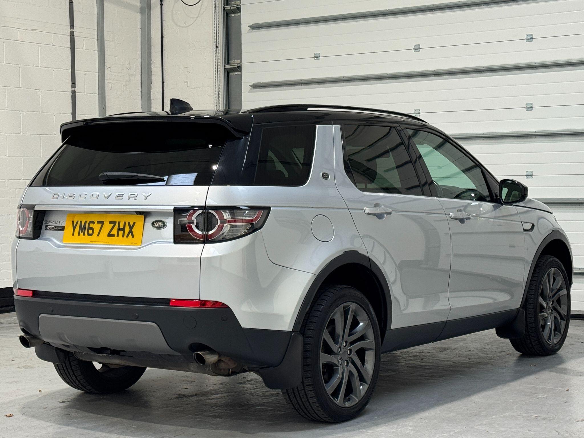 Land Rover DISCOVERY SPORT - Image 11