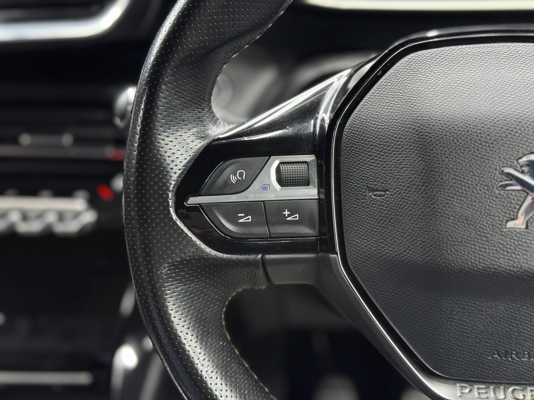 Peugeot 2008 - Image 20