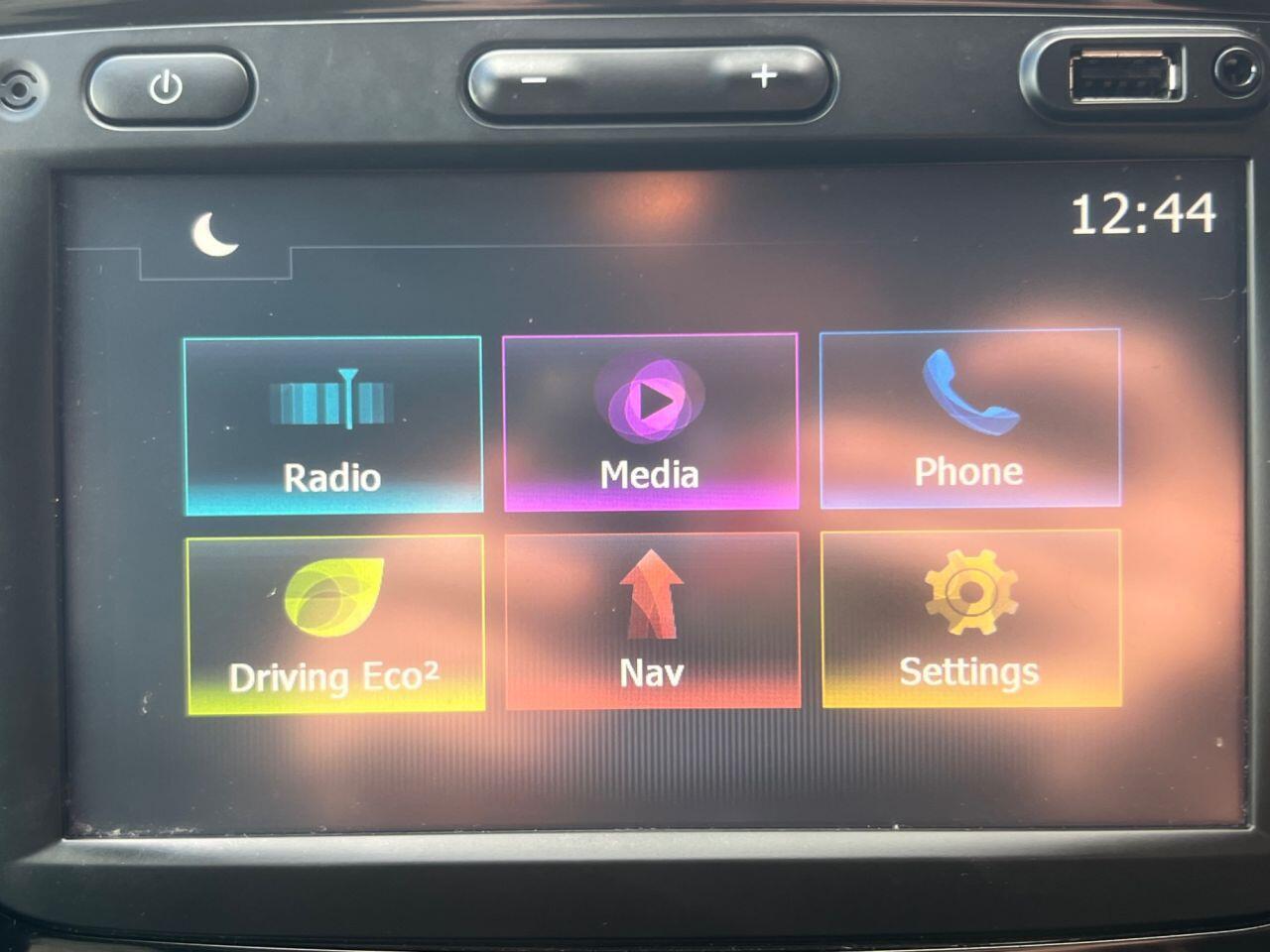 Renault Captur - Image 14