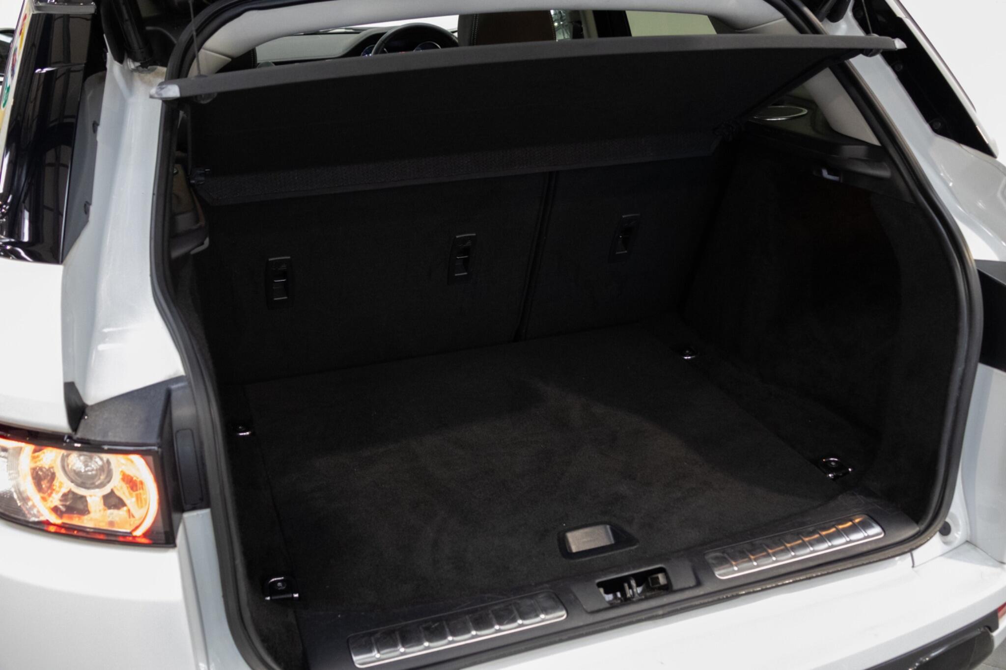 Land Rover Range Rover Evoque - Image 8