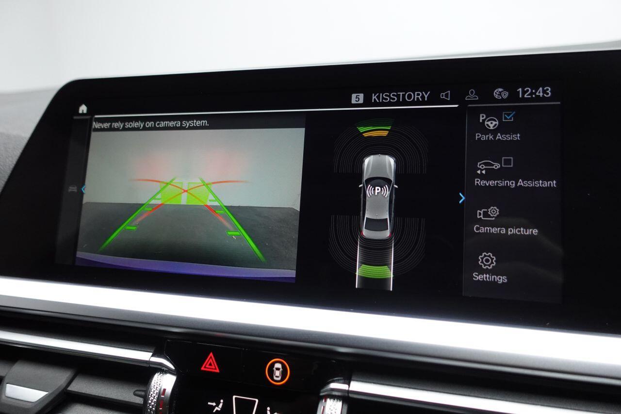 BMW 3 Series - Image 21