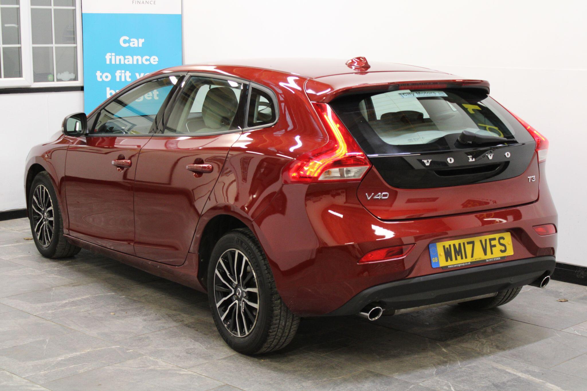 Volvo V40 - Image 3