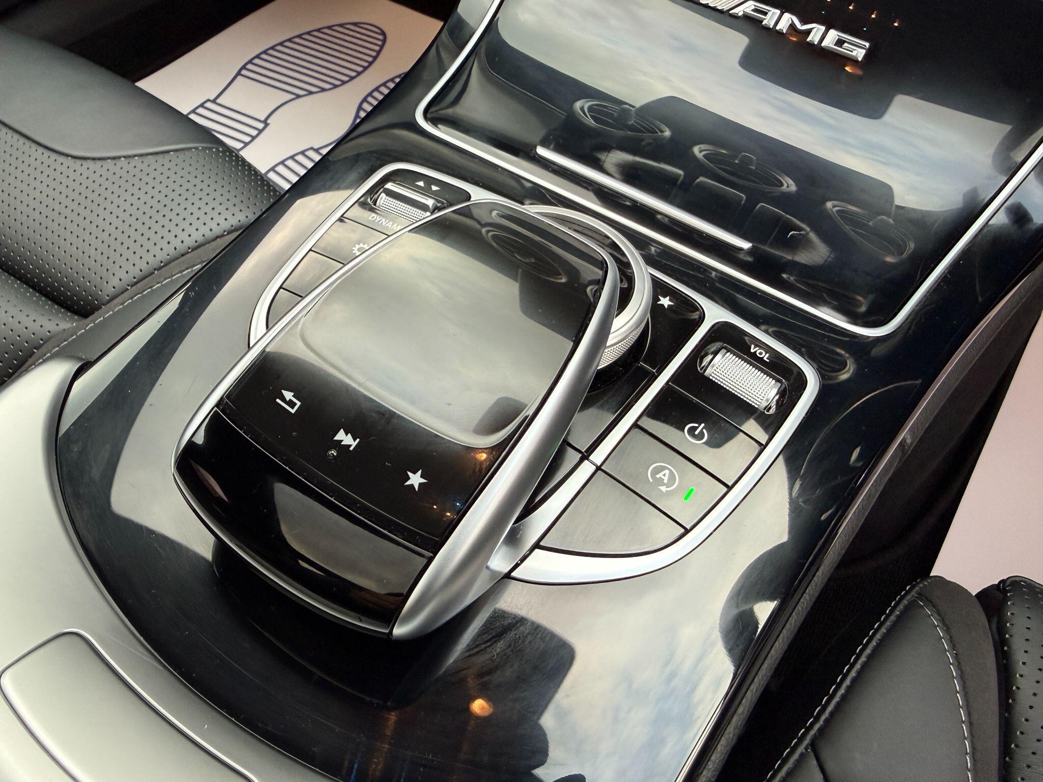 Mercedes C Class - Image 57