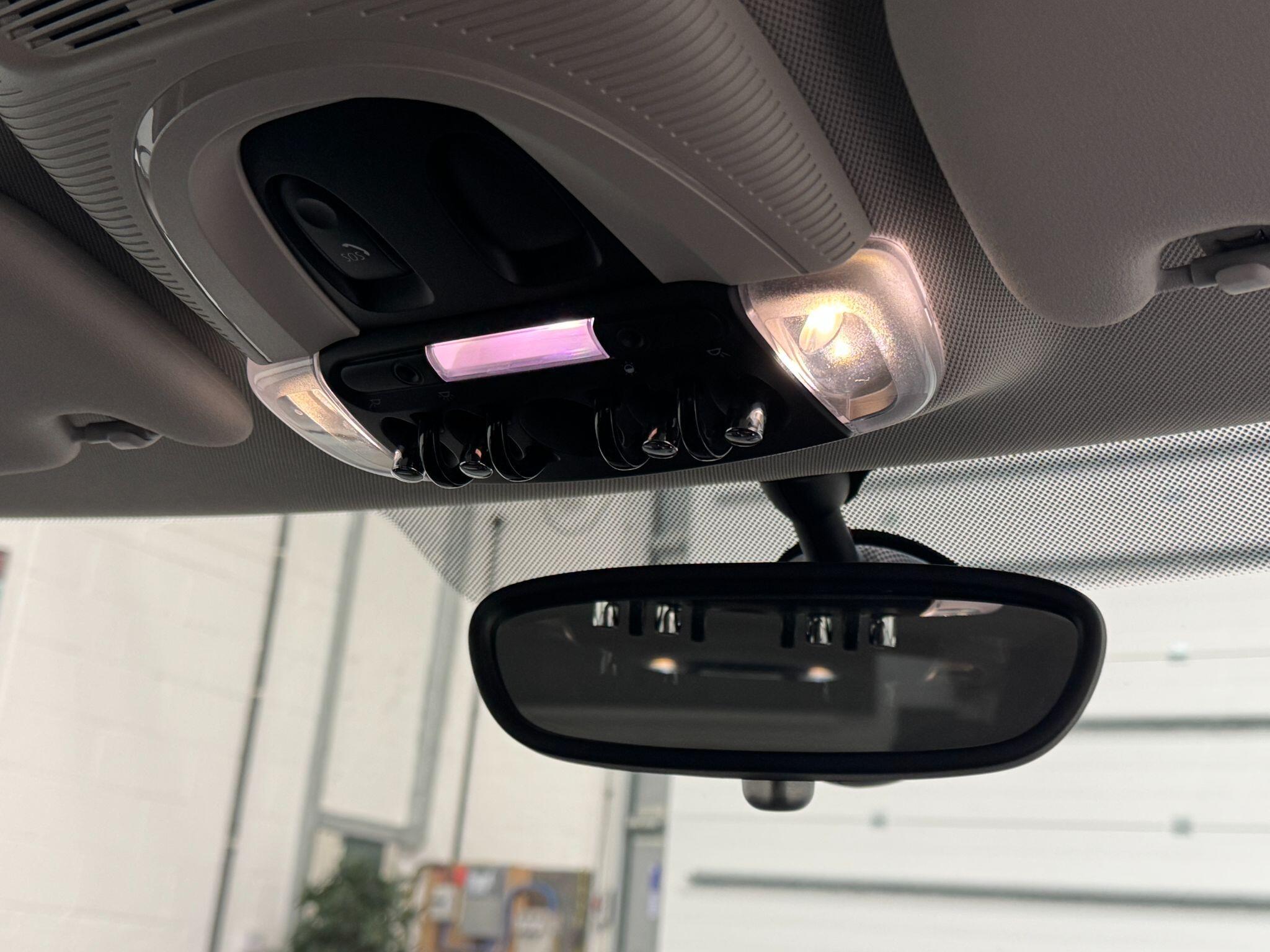 MINI Hatch - Image 40